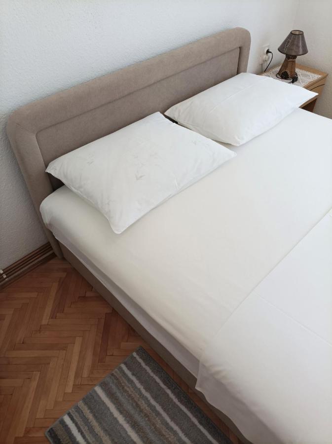 Apartment And Rooms Markovic เซนญ์ ภายนอก รูปภาพ