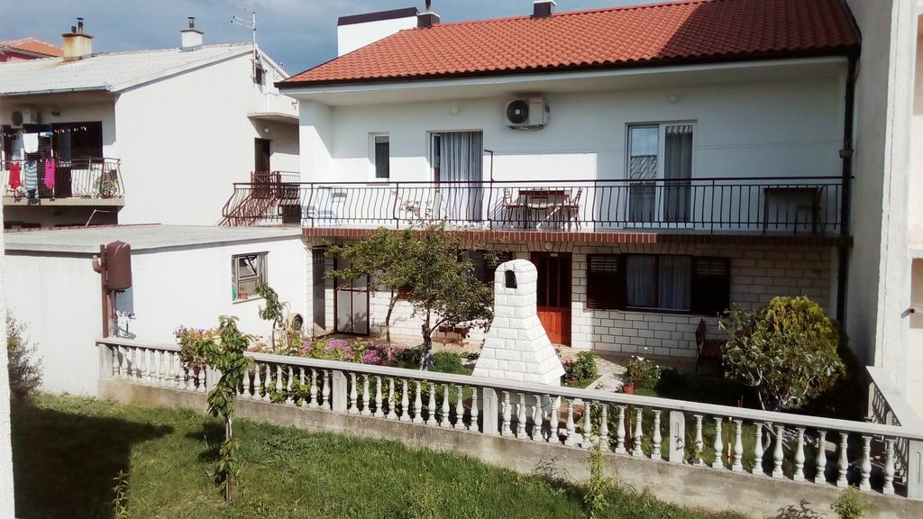 Apartment And Rooms Markovic เซนญ์ ภายนอก รูปภาพ