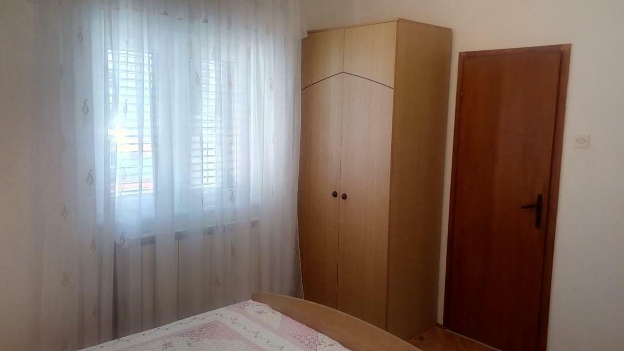 Apartment And Rooms Markovic เซนญ์ ภายนอก รูปภาพ