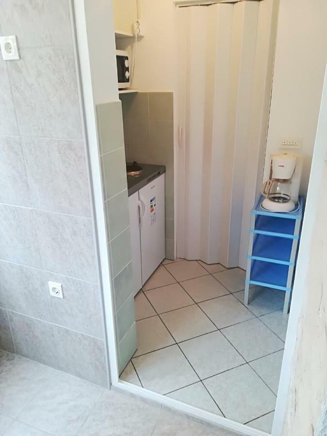 Apartment And Rooms Markovic เซนญ์ ภายนอก รูปภาพ