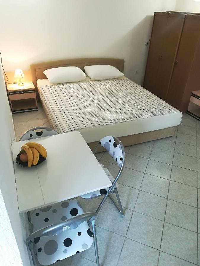 Apartment And Rooms Markovic เซนญ์ ภายนอก รูปภาพ