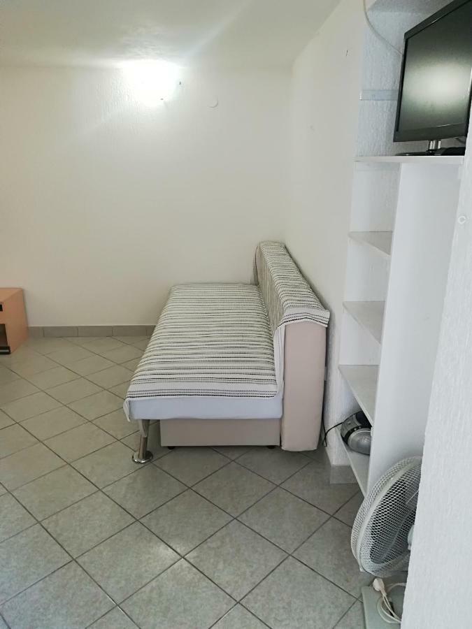 Apartment And Rooms Markovic เซนญ์ ภายนอก รูปภาพ