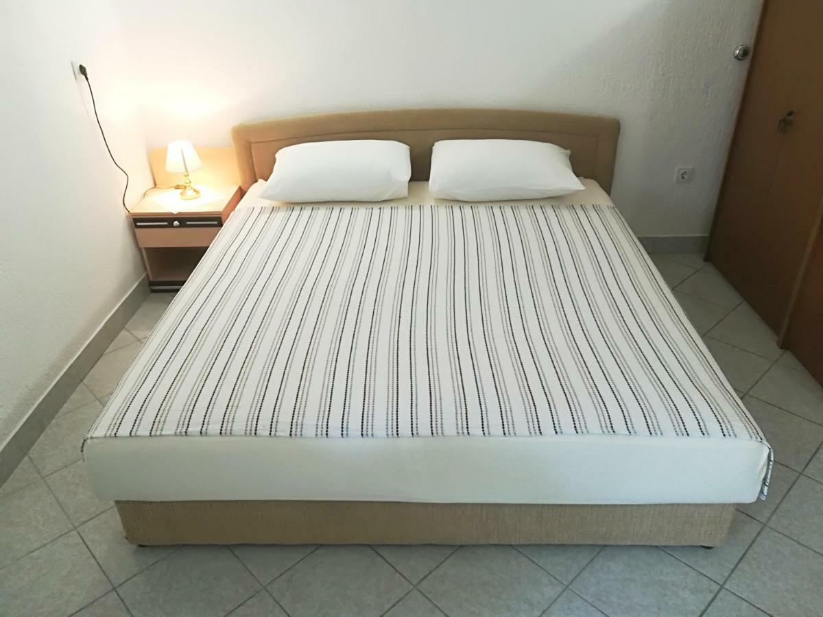 Apartment And Rooms Markovic เซนญ์ ภายนอก รูปภาพ