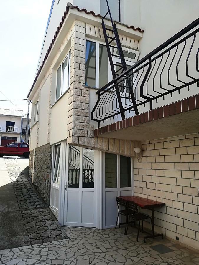 Apartment And Rooms Markovic เซนญ์ ภายนอก รูปภาพ